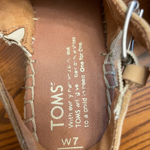 Classic Tom’s wedge platform sandals - Picture 3 of 4